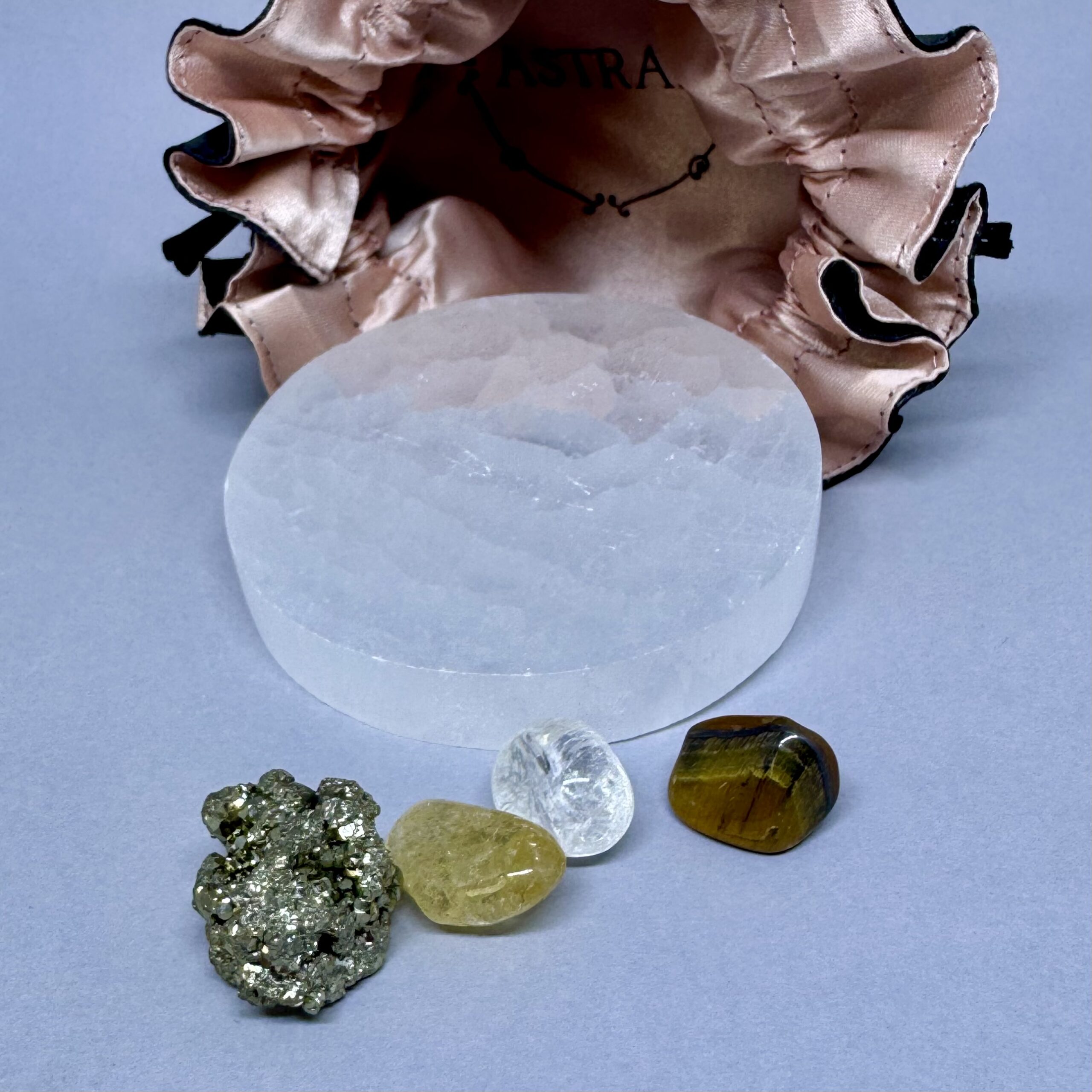 Mini Altar da Prosperidade – Abundância, Propósito e Energia Positiva - Imagem 3